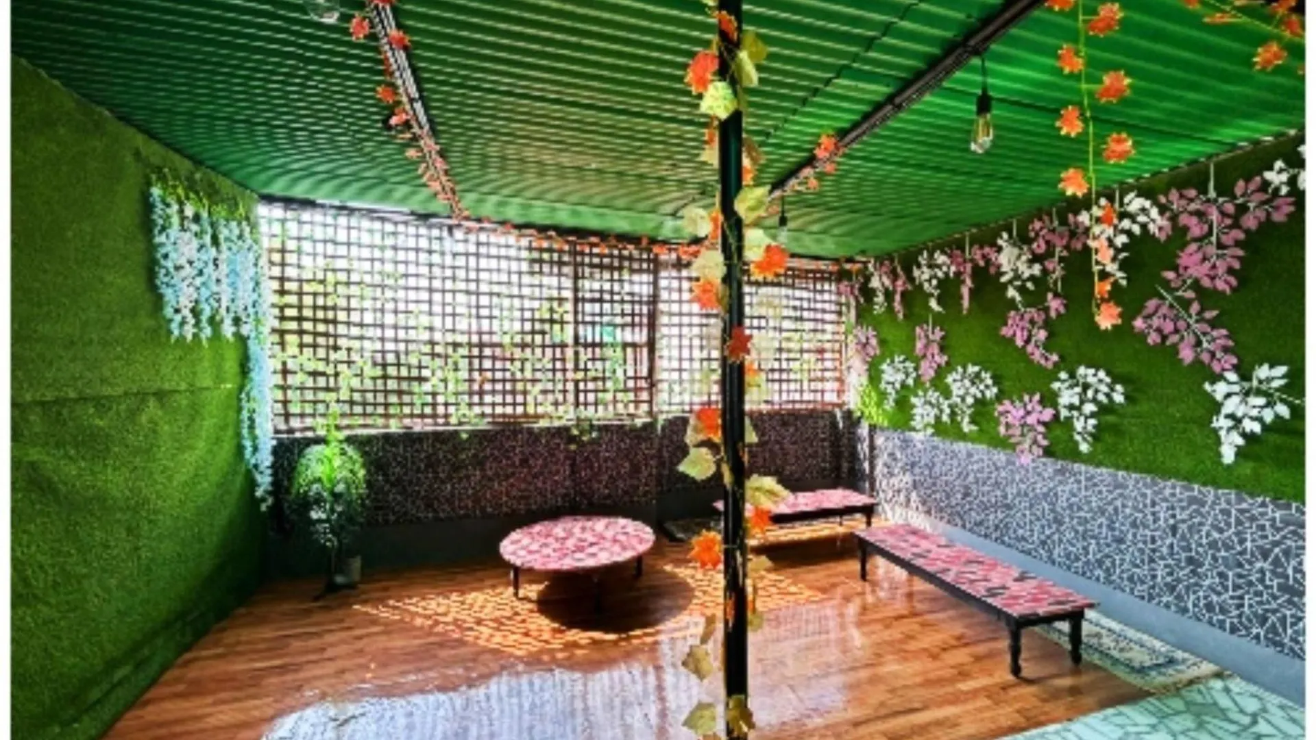 Hotel P G On Ganges ! Near Kashi Vishwanath Temple - Fully Air Conditioned And Spacious Rooms With Free Wi-Fi Facility - A Top Rated Hotel In Varanasi 0*,  Índia